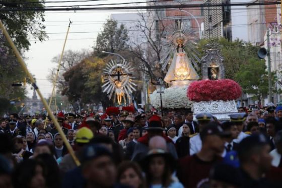 El pueblo de Salta renovó el Pacto de Fidelidad con sus Santos Patronos, el Señor y la Virgen del Milagro